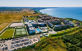 Топола Скайс Резорт и Аквапарк